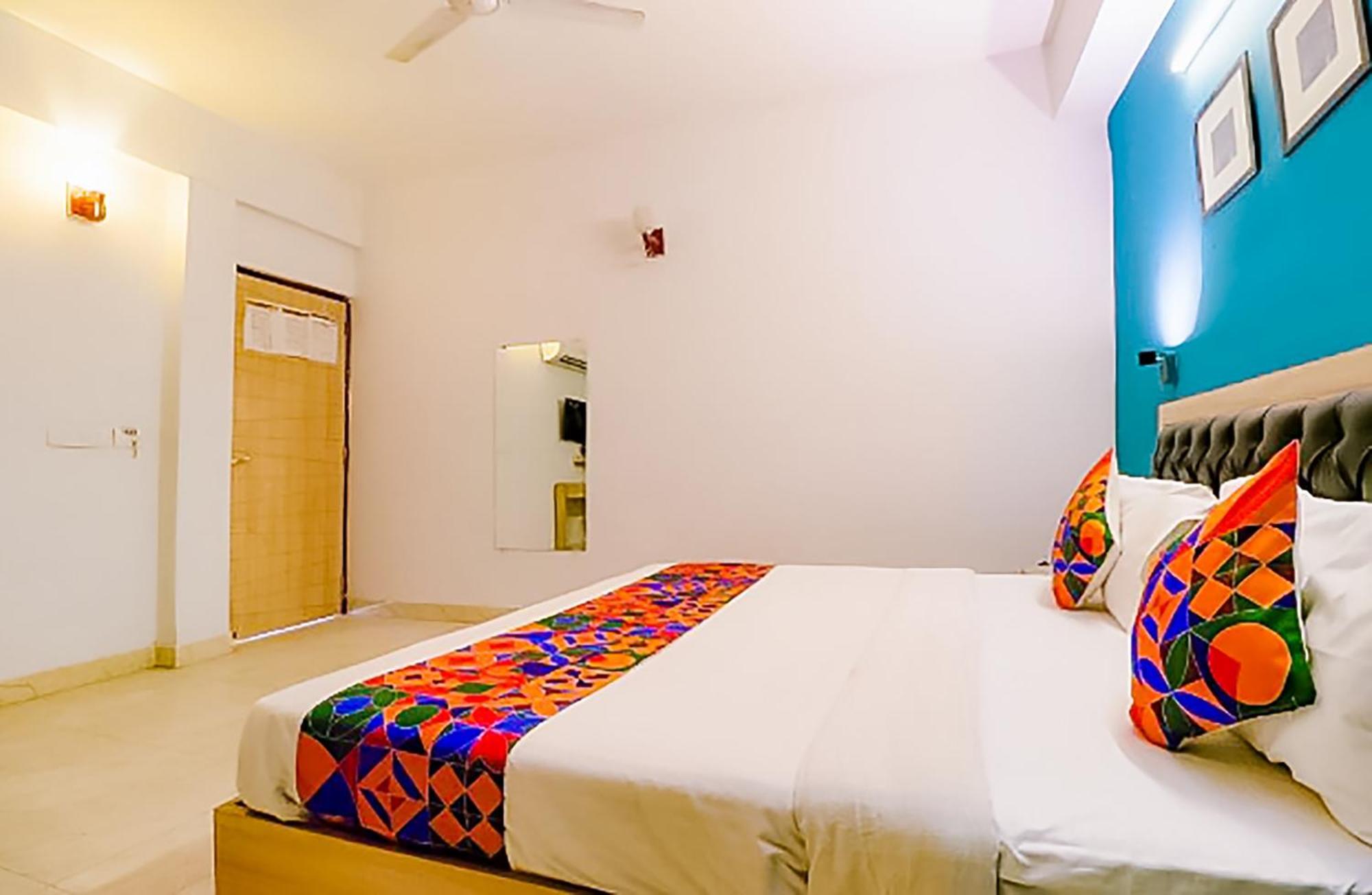 Royal - Vinod Nagar New Delhi